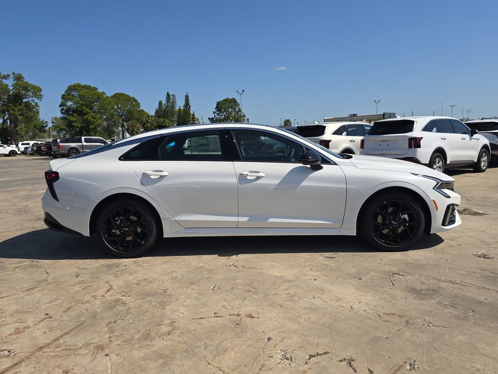 New 2026 Kia K5 GT-Line image 9