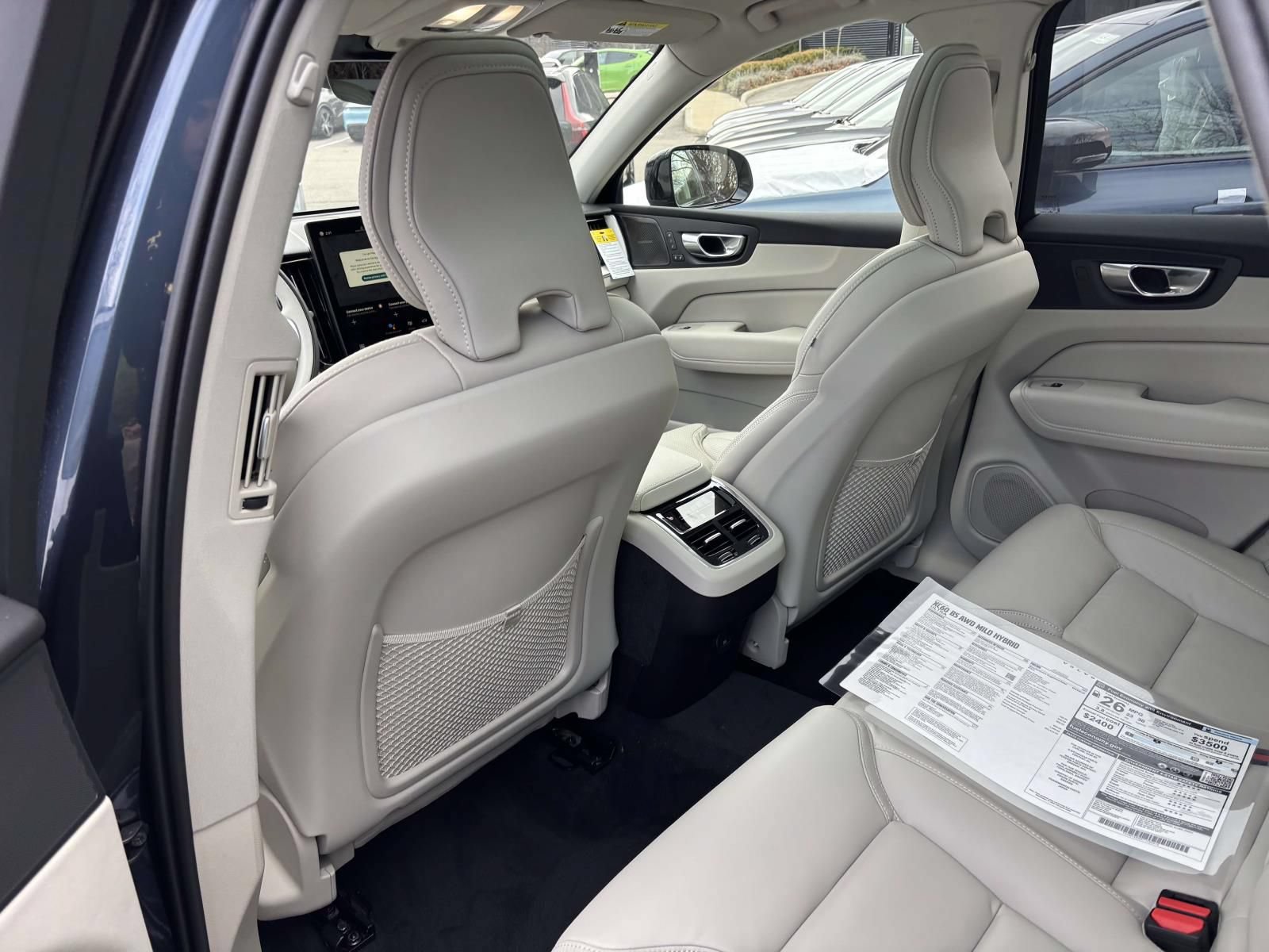 New 2026 Volvo XC60 B5 Ultra w/ Protection Package Premier AWD/4WD image 24