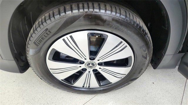 Used 2024 Mercedes-Benz EQB 250+ w/ Driver Assistance Package image 60