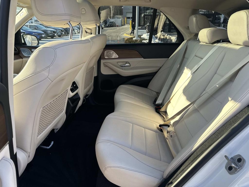 Used 2022 Mercedes-Benz GLE 350 4MATIC w/ Premium Package image 27