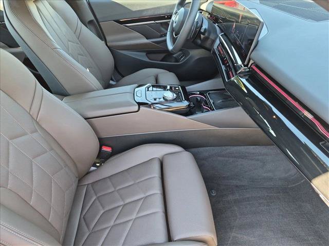 Used 2026 BMW 530i RWD image 22