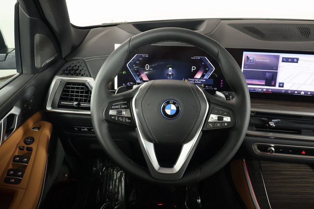 New 2026 BMW X5 xDrive50e AWD/4WD image 3