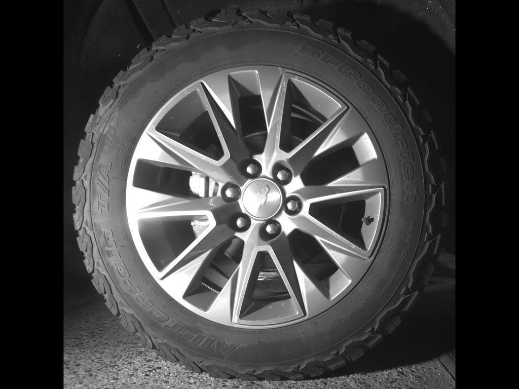 Certified 2019 Chevrolet Silverado 1500 High Country AWD/4WD image 9