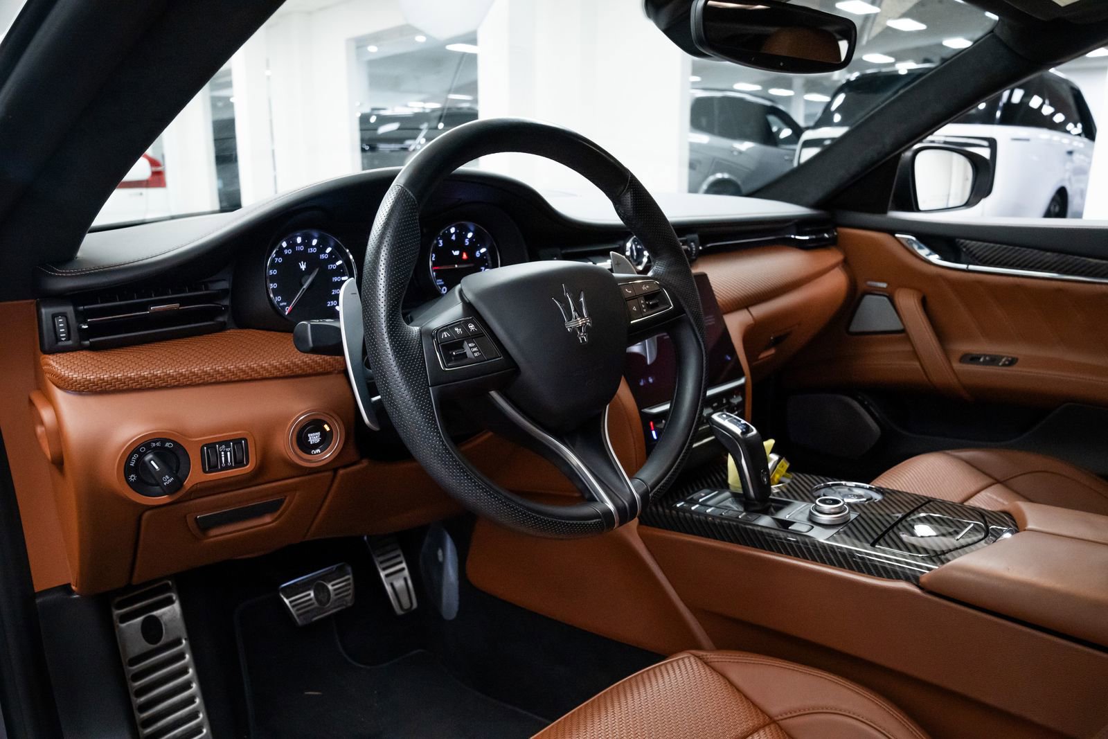 Used 2022 Maserati Quattroporte Trofeo RWD image 20