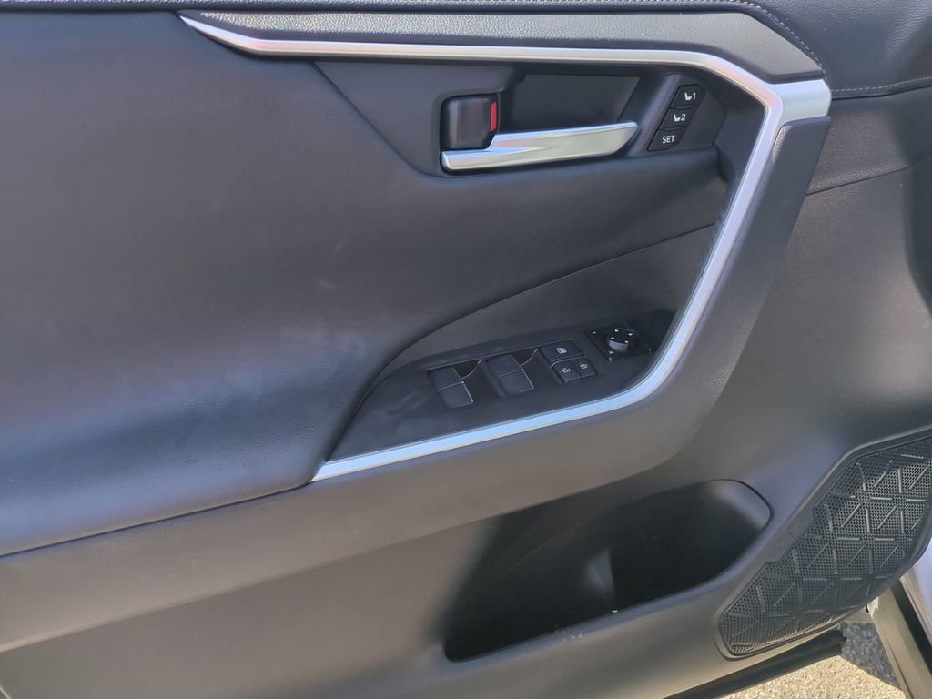 Used 2020 Toyota RAV4 Limited w/ All Weather Liner Package AWD/4WD image 22