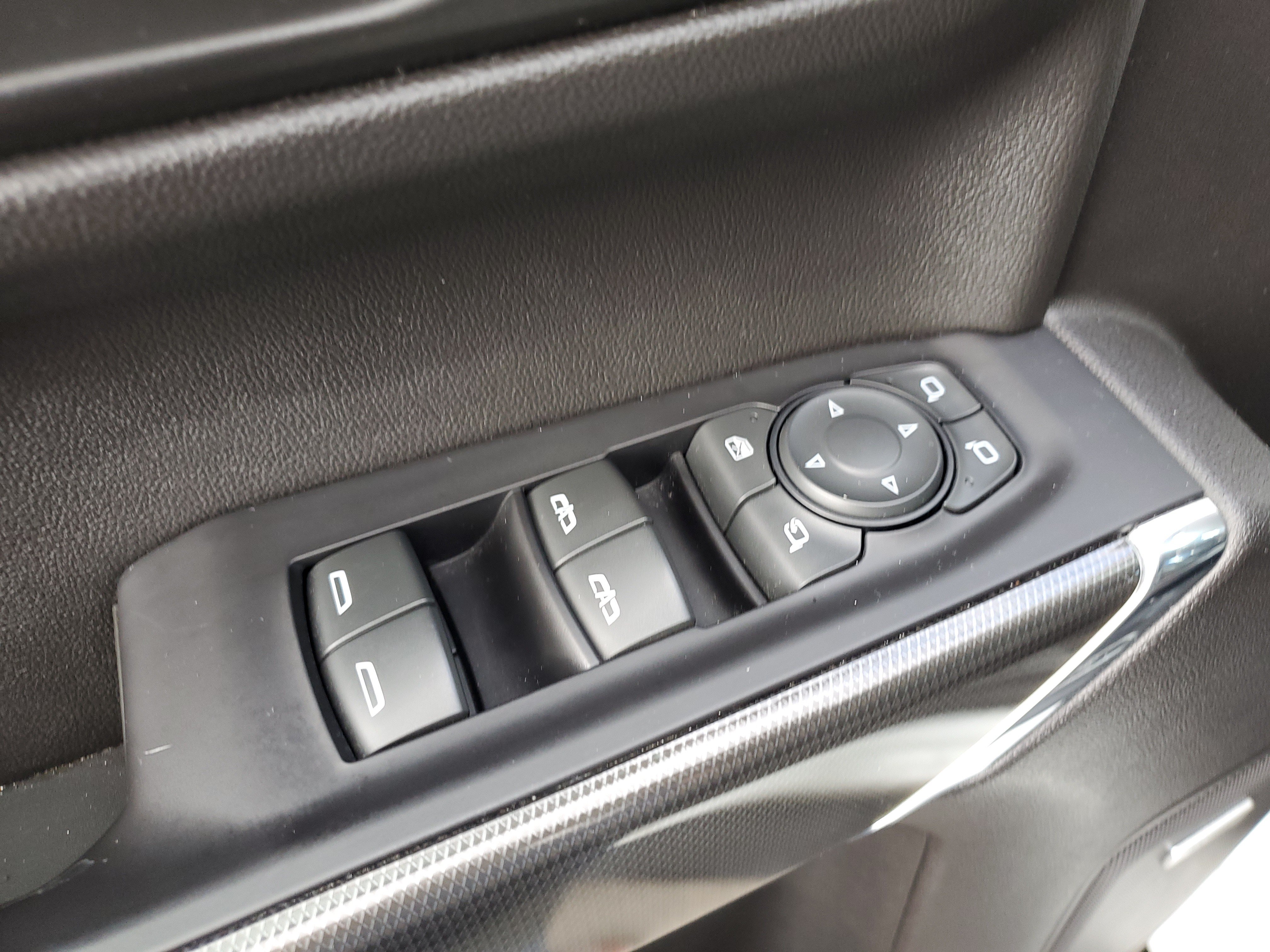 Used 2020 GMC Sierra 1500 AT4 w/ AT4 Premium Package AWD/4WD image 32