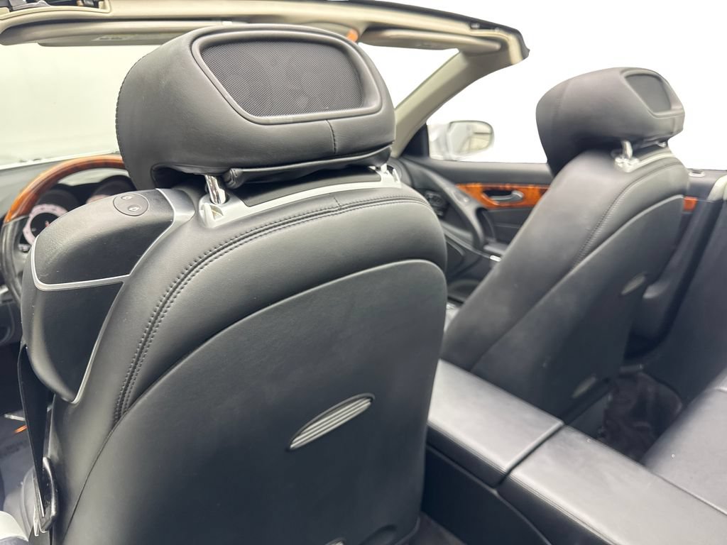 Used 2009 Mercedes-Benz SL 550 image 39