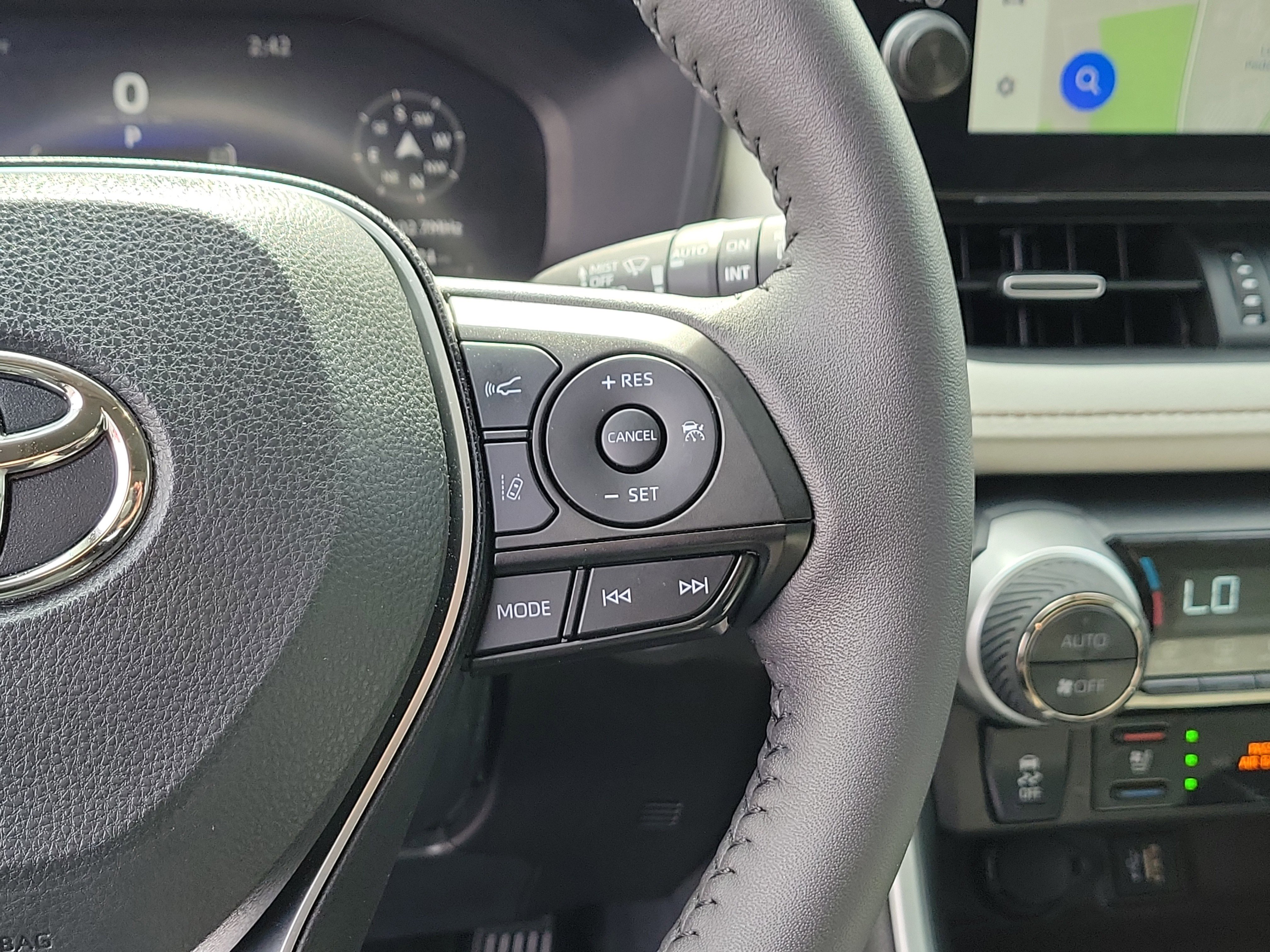 Used 2025 Toyota RAV4 Limited w/ Weather Package image 23