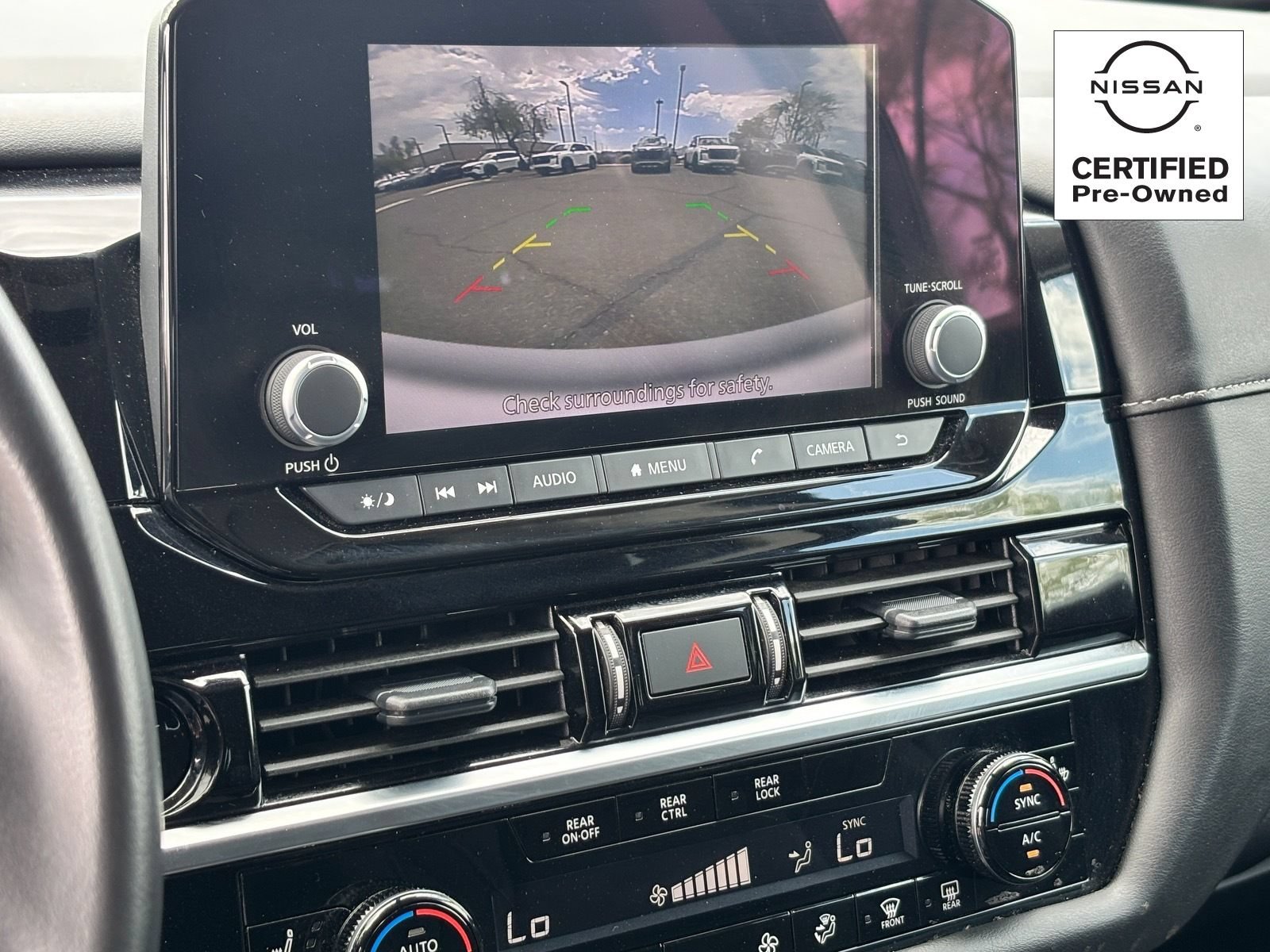Certified 2025 Nissan Pathfinder SV FWD image 26