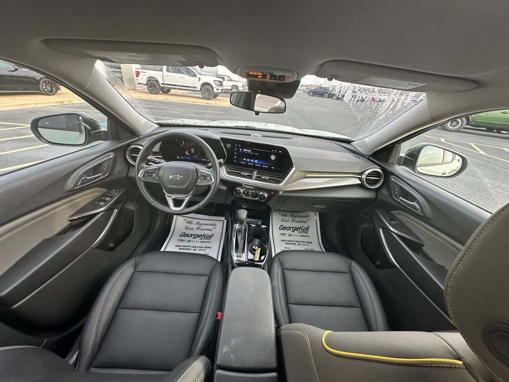 Used 2025 Chevrolet Trax ACTIV w/ Driver Confidence Package image 5