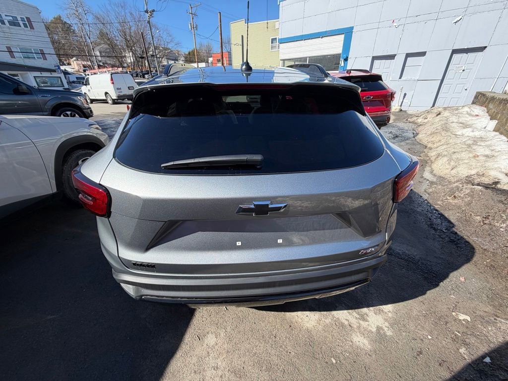New 2026 Chevrolet Trax RS image 4