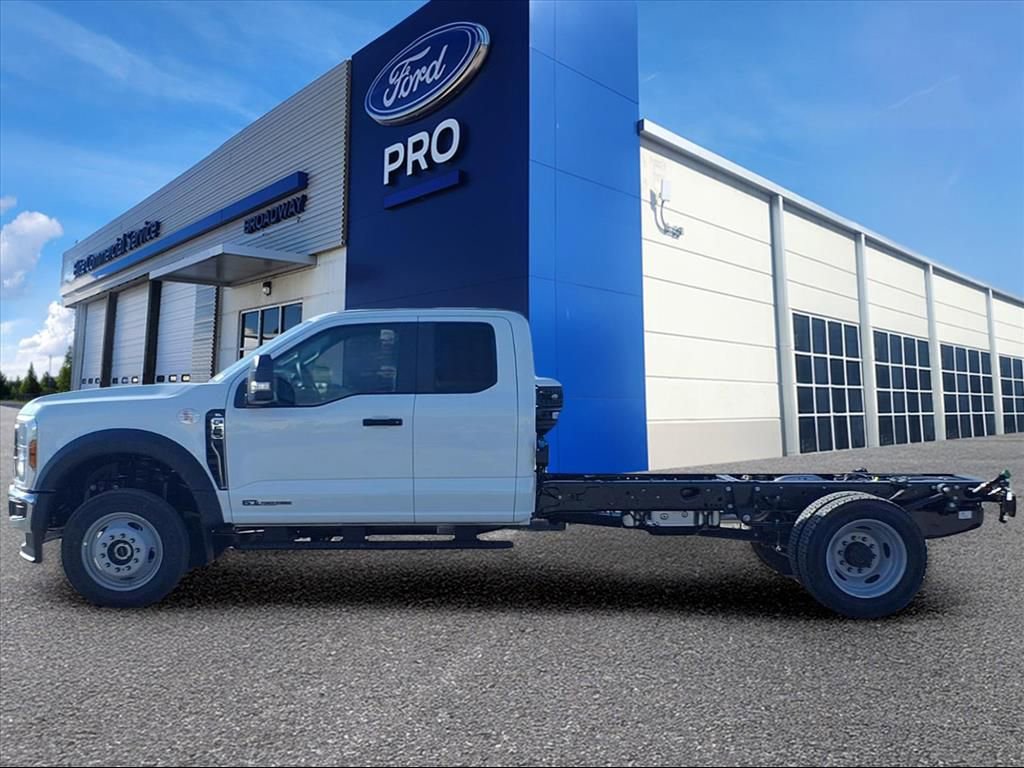 New 2026 Ford F550 4x4 Supercab Super Duty image 25