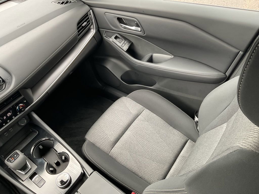 New 2026 Nissan Rogue SV w/ Cold Weather Package image 16