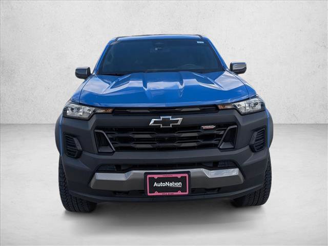 Used 2025 Chevrolet Colorado Trail Boss image 2