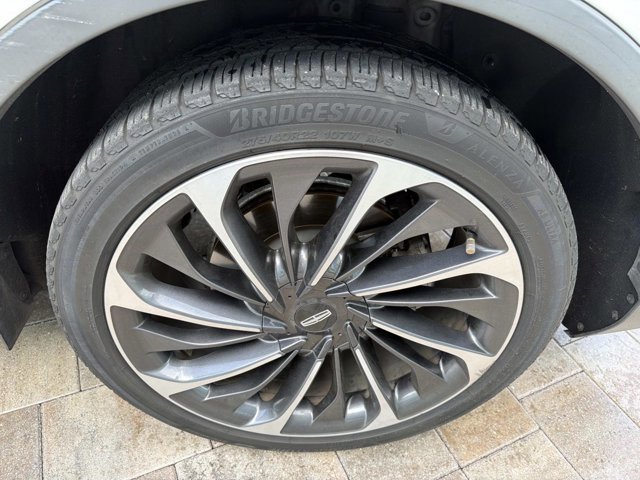 Used 2020 Lincoln Aviator Reserve w/ Equipment Group 201A image 32