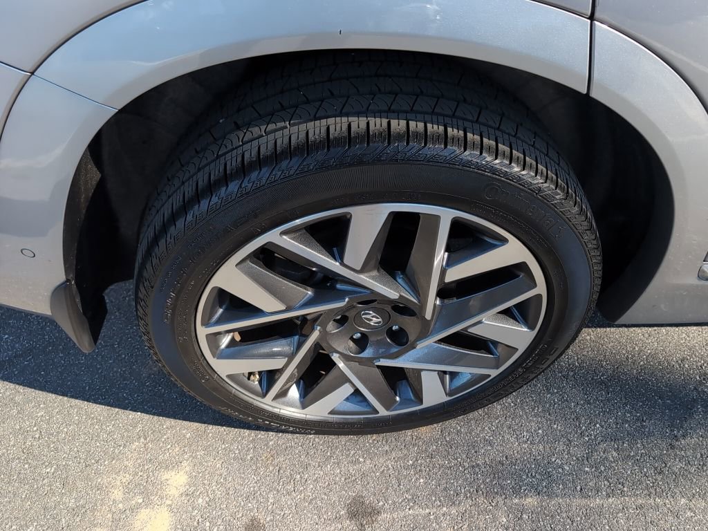 Used 2023 Hyundai Santa Fe Calligraphy image 10