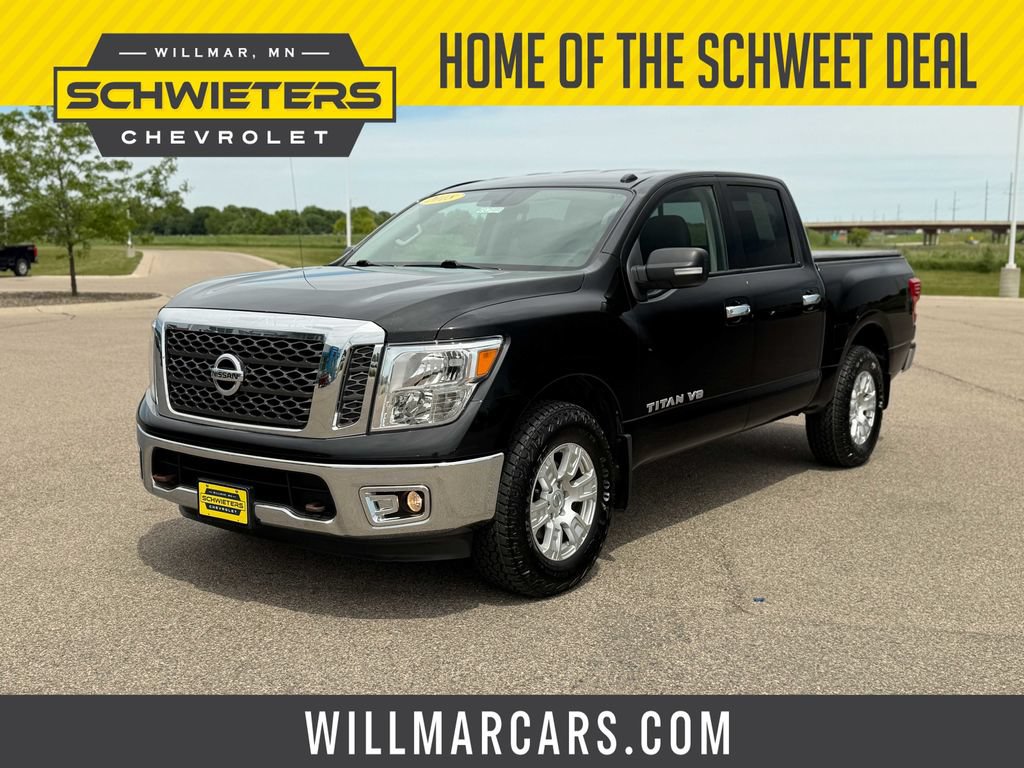 Used 2018 Nissan Titan SV AWD/4WD image 1