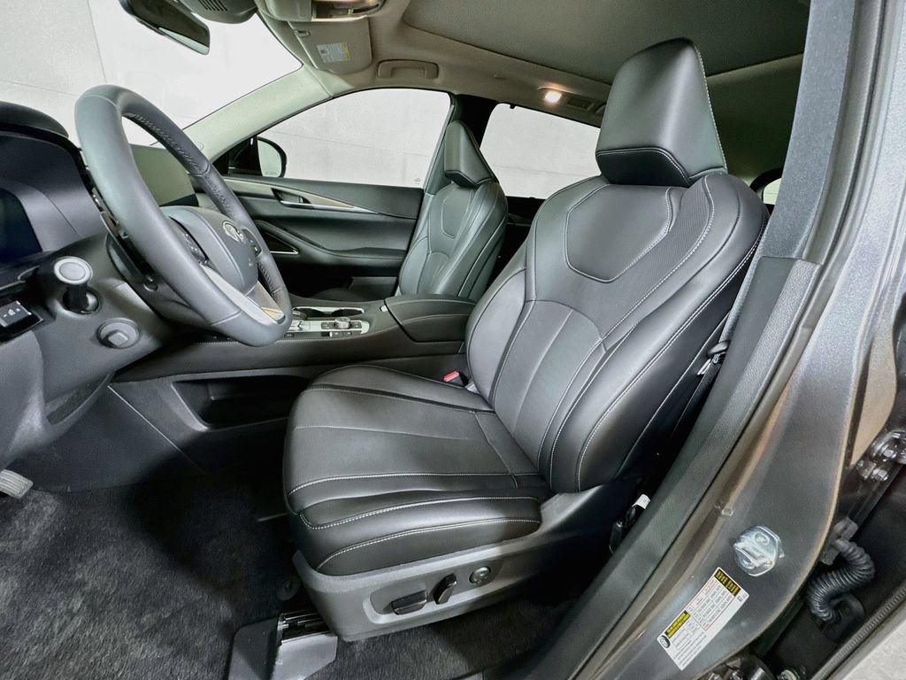Certified 2026 INFINITI QX60 Luxe w/ Cargo Package FWD image 28