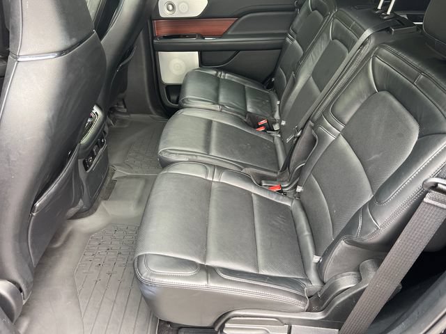 Used 2021 Lincoln Navigator Reserve AWD/4WD image 26