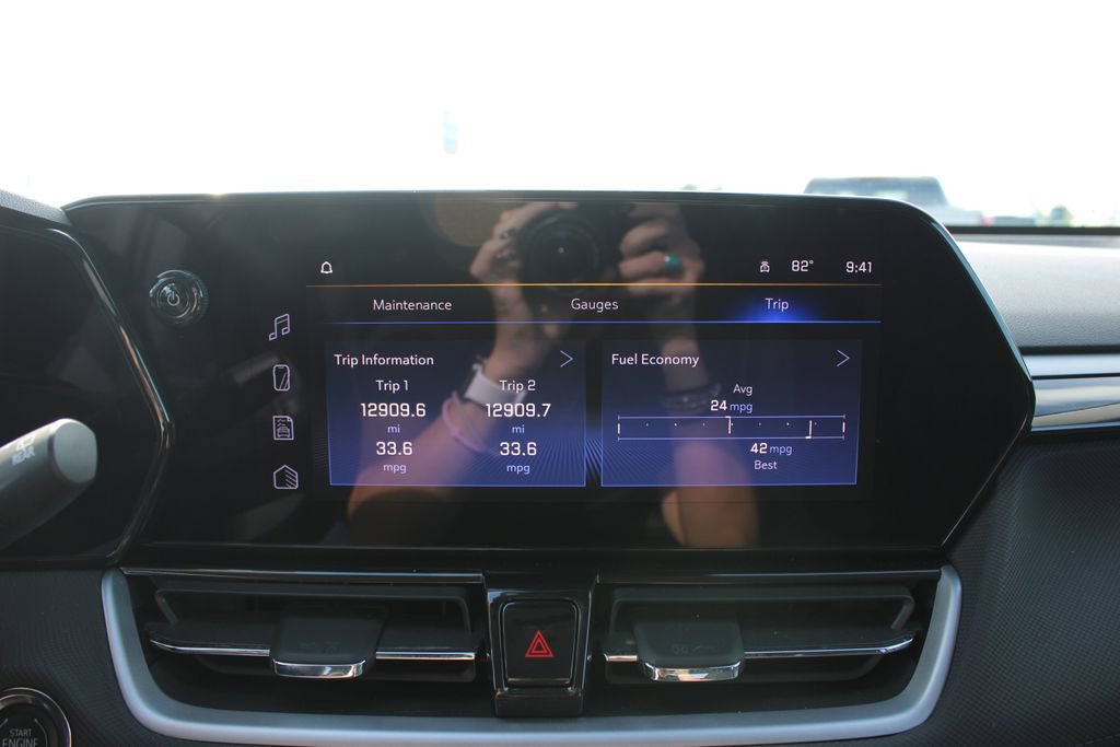 Used 2025 Chevrolet TrailBlazer LT w/ Convenience Package FWD image 53
