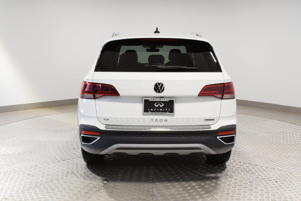 Used 2023 Volkswagen Taos SE AWD/4WD image 11
