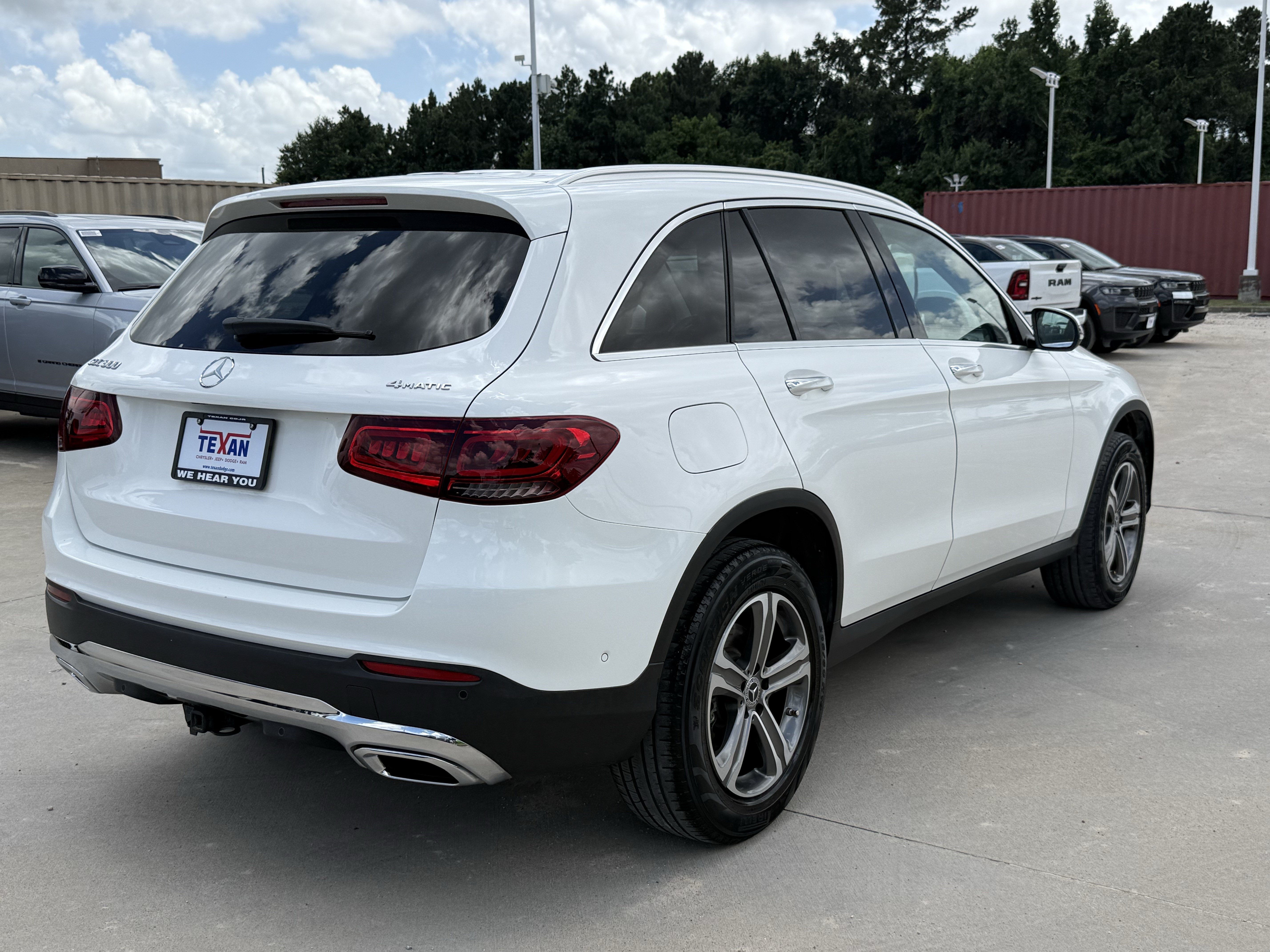 Used 2021 Mercedes-Benz GLC 300 4MATIC image 5