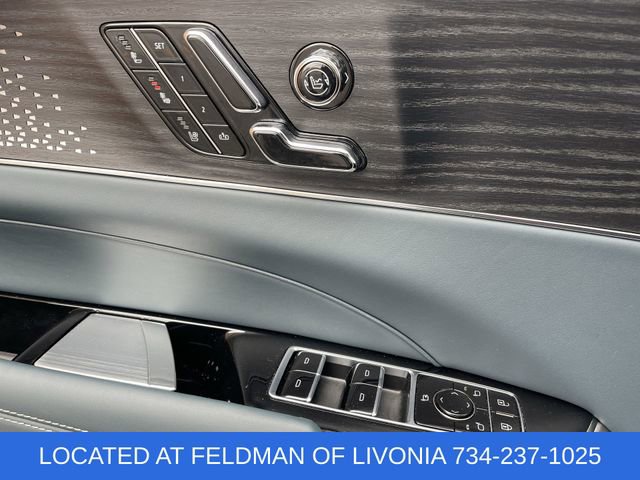 Used 2024 Cadillac Lyriq Sport w/ Nappa Leather Package image 23