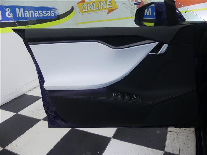 Used 2019 Tesla Model S Performance image 22