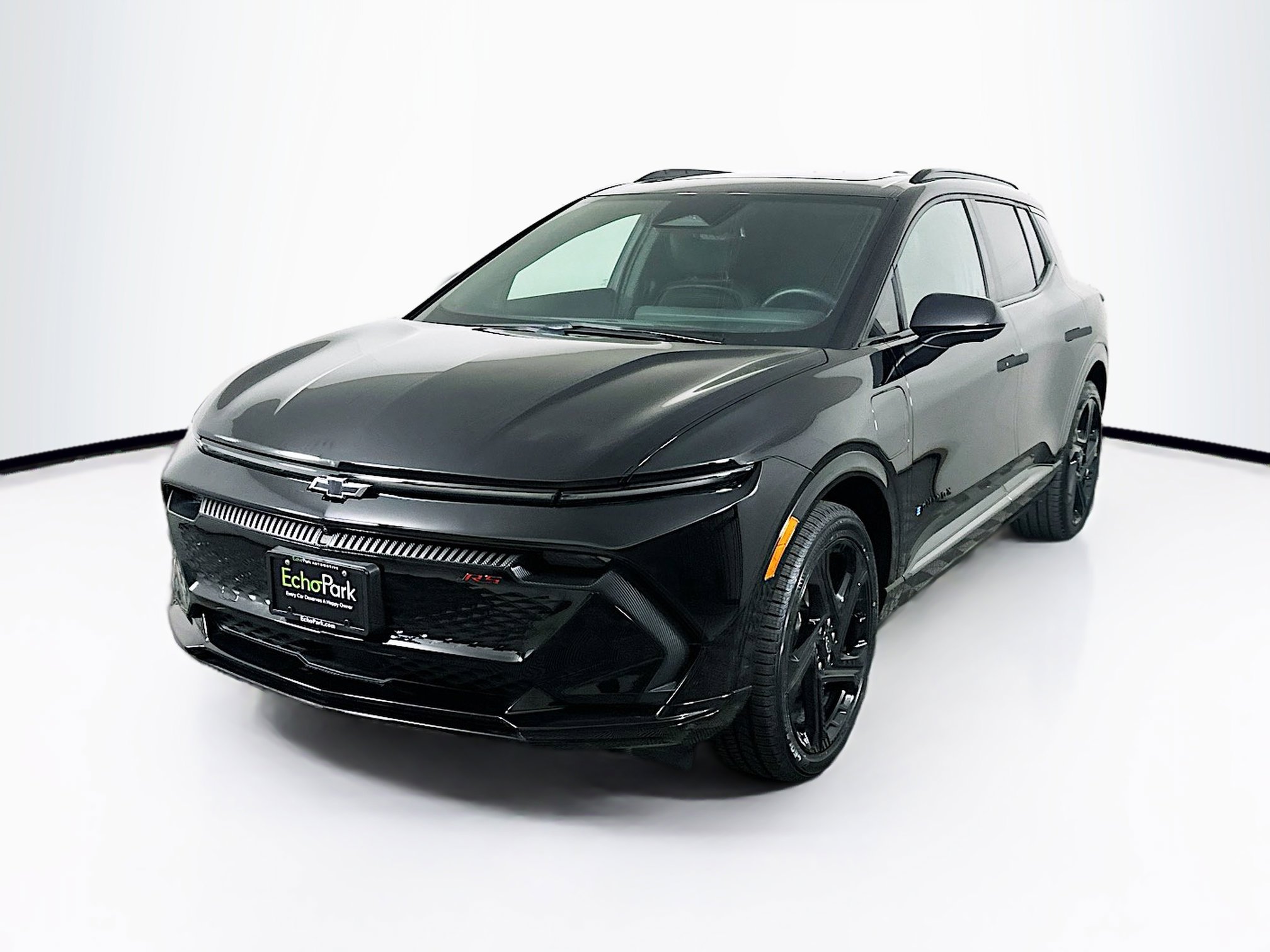 Used 2025 Chevrolet Equinox EV RS FWD image 3