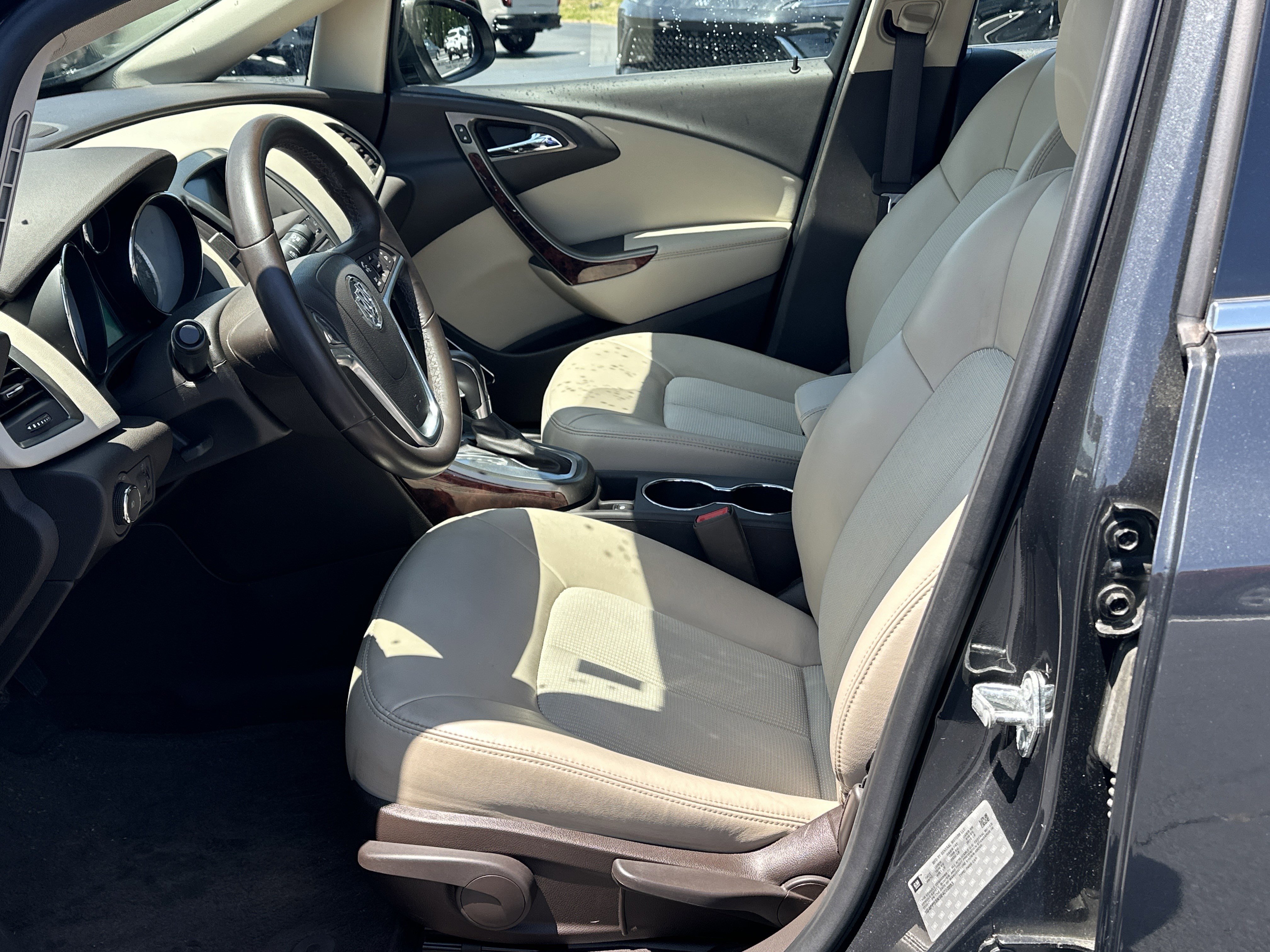 Used 2014 Buick Verano image 12