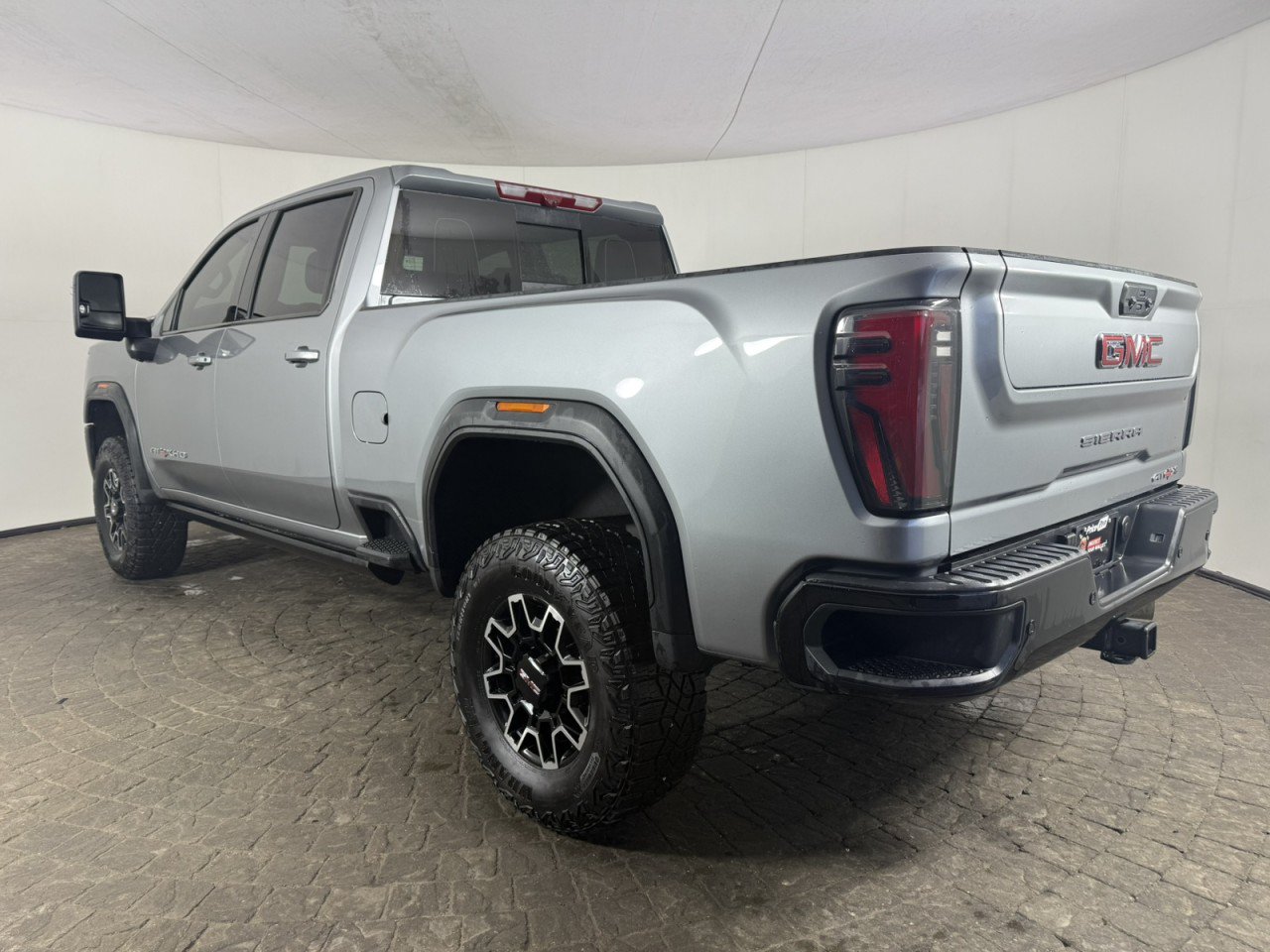 Used 2026 GMC Sierra 2500 AT4X AWD/4WD image 6