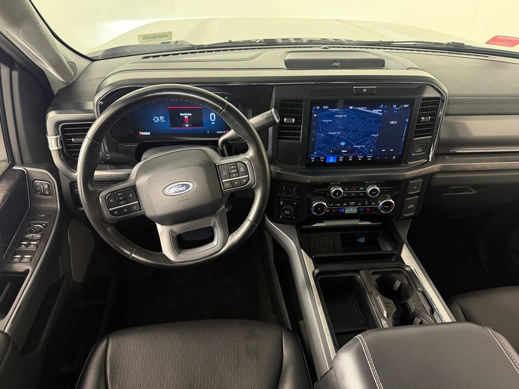 Used 2025 Ford F350 Lariat w/ Black Appearance Package AWD/4WD image 13