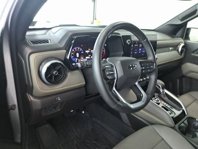 Used 2024 Chevrolet Colorado ZR2 w/ ZR2 Convenience Package III AWD/4WD image 9