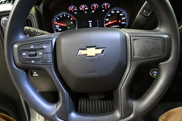 Used 2025 Chevrolet Silverado 1500 Custom w/ Turbomax Blackout Package AWD/4WD image 39