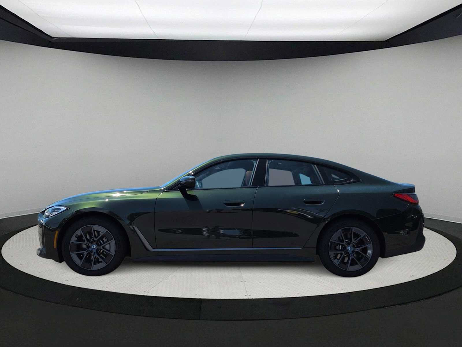 Certified 2023 BMW i4 eDrive35 RWD image 5