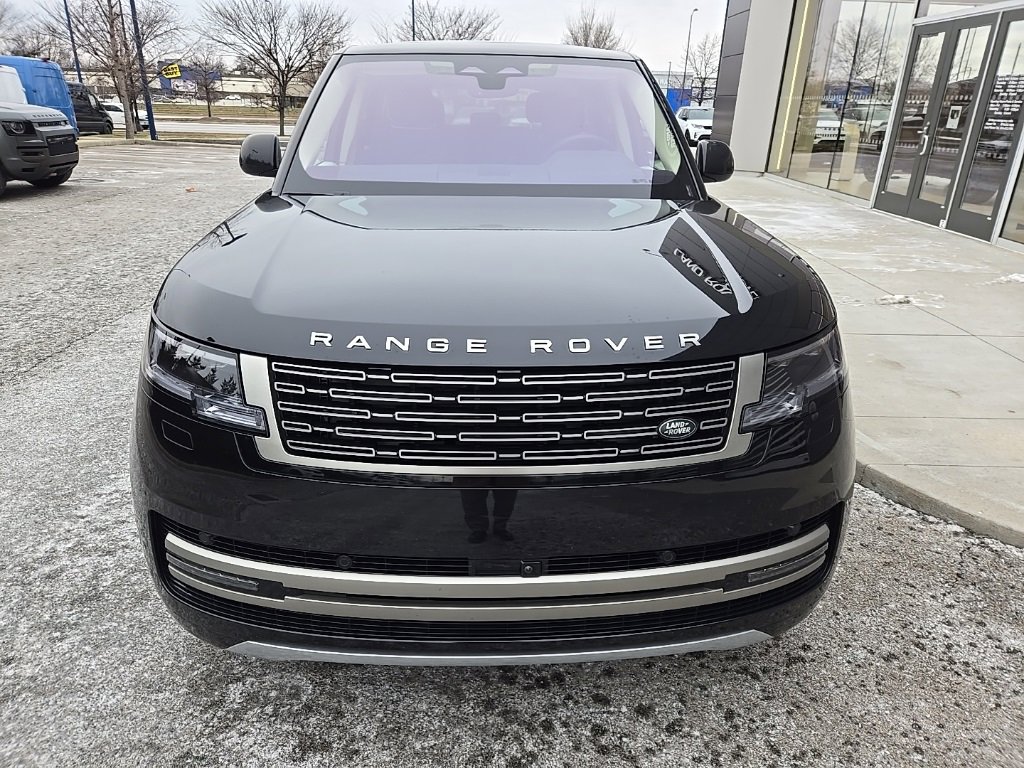 Certified 2023 Land Rover Range Rover SE image 2