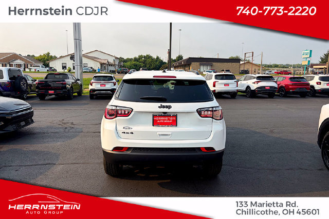 New 2026 Jeep Compass Latitude AWD/4WD image 27