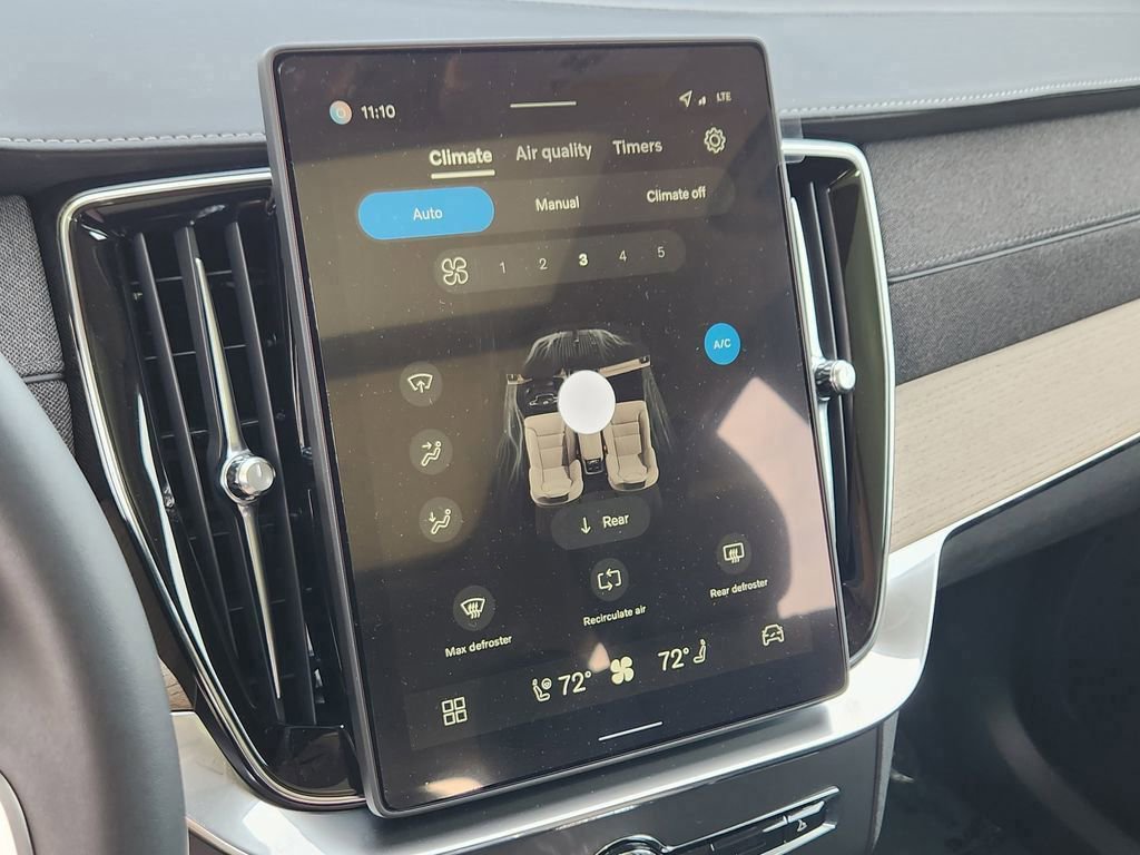 New 2026 Volvo XC90 B6 Plus w/ Protection Package image 15