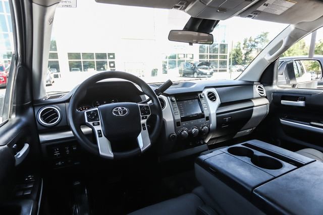 Used 2018 Toyota Tundra SR5 AWD/4WD image 26