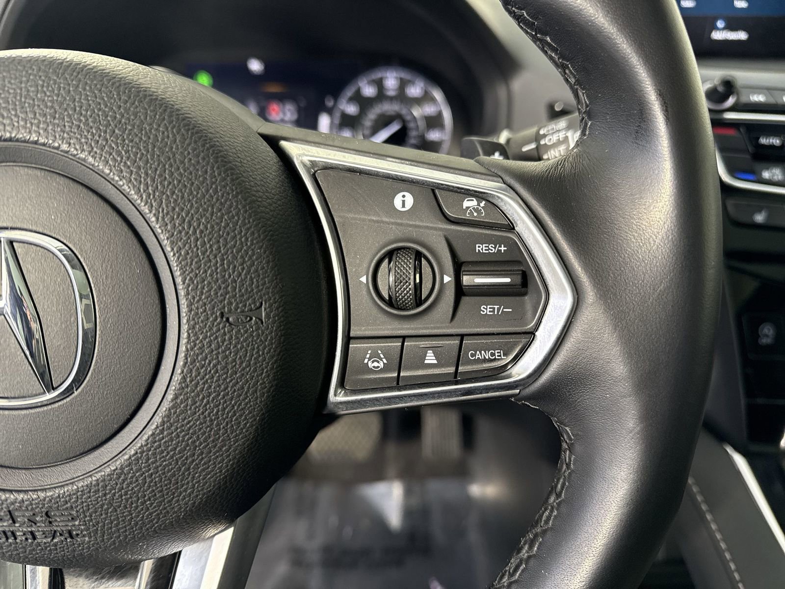 Certified 2024 Acura RDX w/ Technology Package image 14