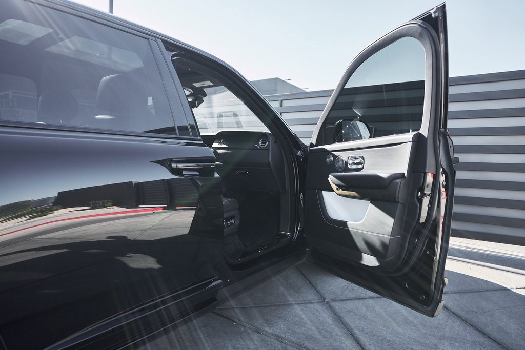 Used 2019 Rolls-Royce Cullinan image 22