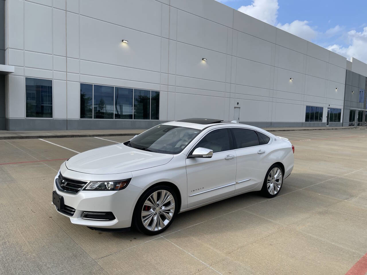 Used 2017 Chevrolet Impala Premier w/ Enhanced Convenience Package image 31