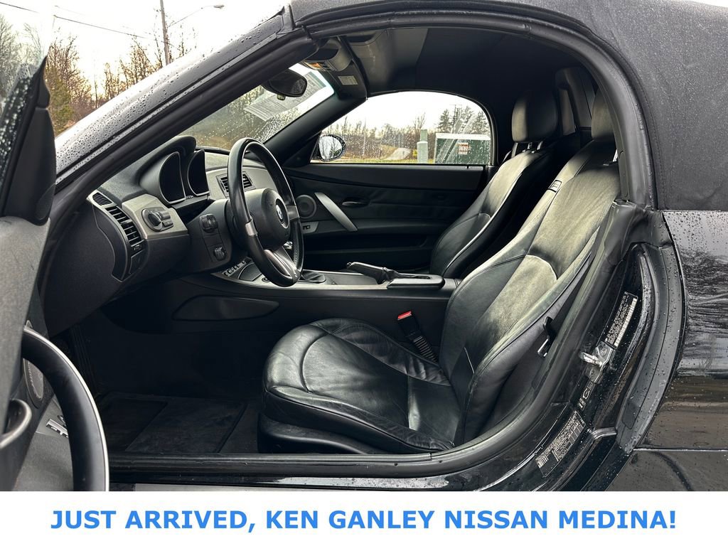 Used 2003 BMW Z4 3.0i image 16