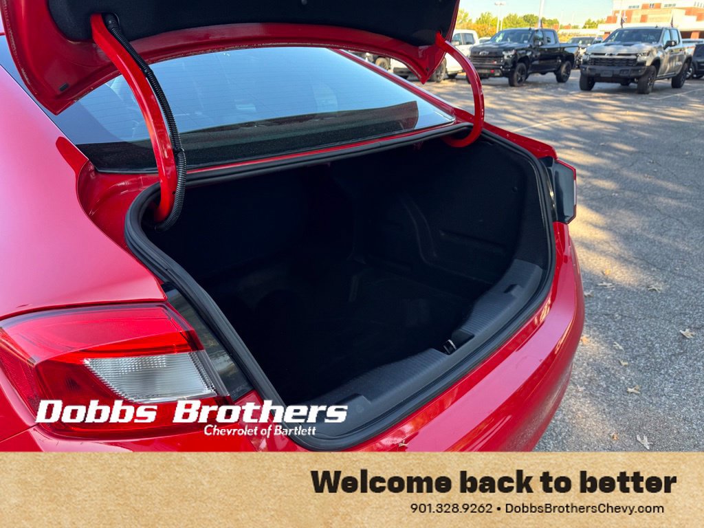 Used 2018 Chevrolet Cruze LS FWD image 32