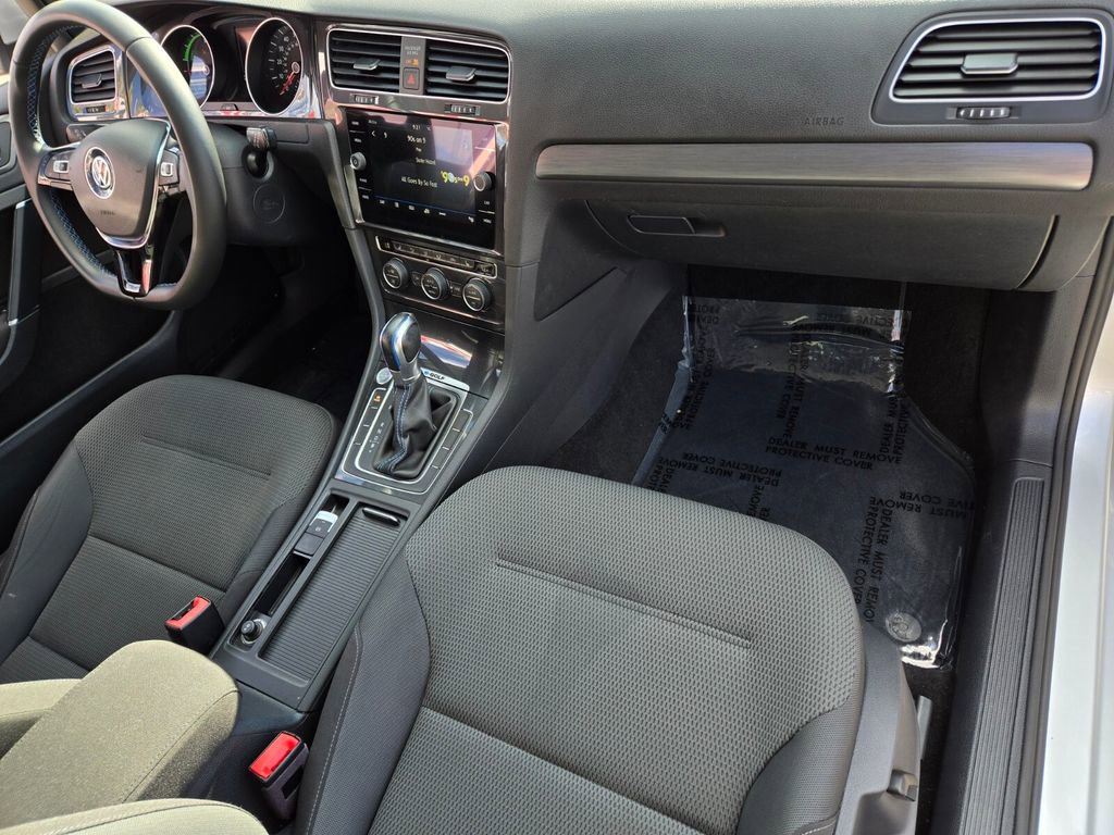 Used 2019 Volkswagen e-Golf SE w/ Driver Assistance Package image 20