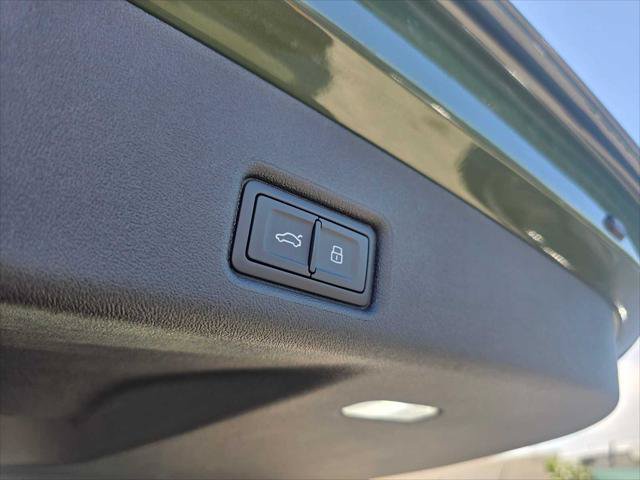 New 2026 Audi SQ5 Premium Plus AWD/4WD image 16