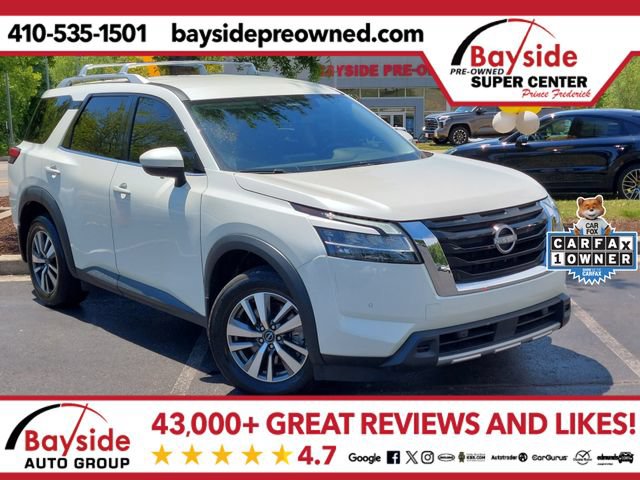Used 2023 Nissan Pathfinder SL FWD image 1