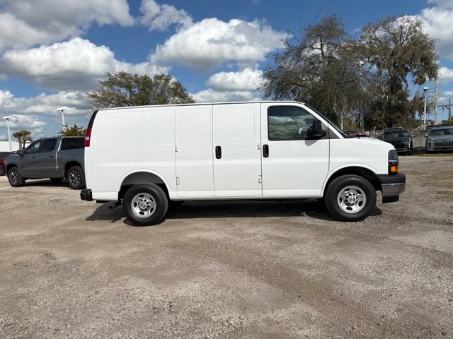 New 2026 Chevrolet Express 2500 w/ Driver Convenience Package RWD image 18
