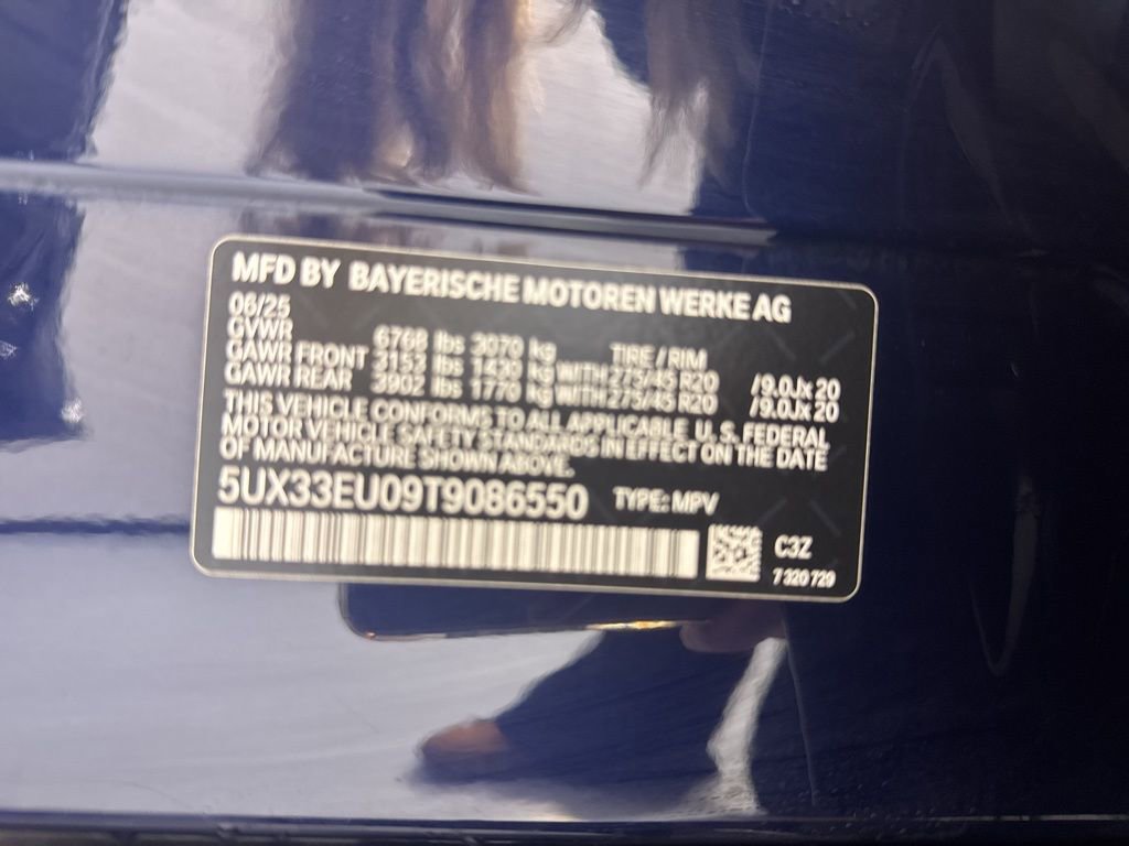 Used 2026 BMW X5 M60i image 11