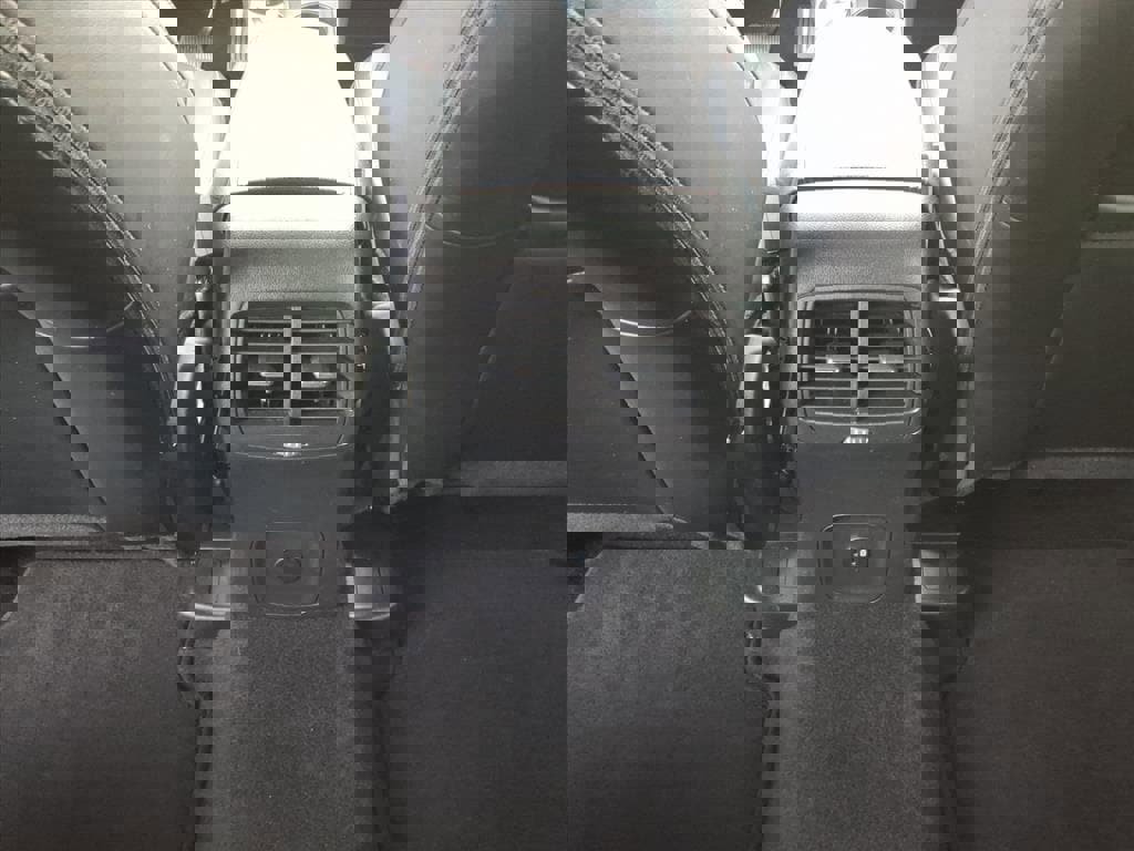 Certified 2025 Ford Escape ST-Line image 7